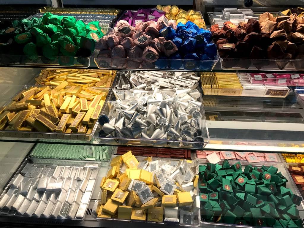 Baklawa King Inc. | restaurant | 488 Eglinton Ave W, Mississauga, ON L5R 0G2, Canada | 9055019995 OR +1 905-501-9995