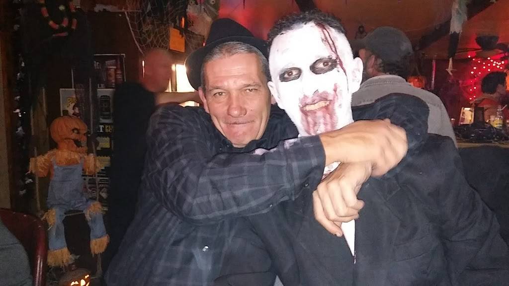 TimBucTu Bar & Grill | restaurant | 7928 Clear Shade Dr, Windber, PA 15963, USA | 8144670070 OR +1 814-467-0070