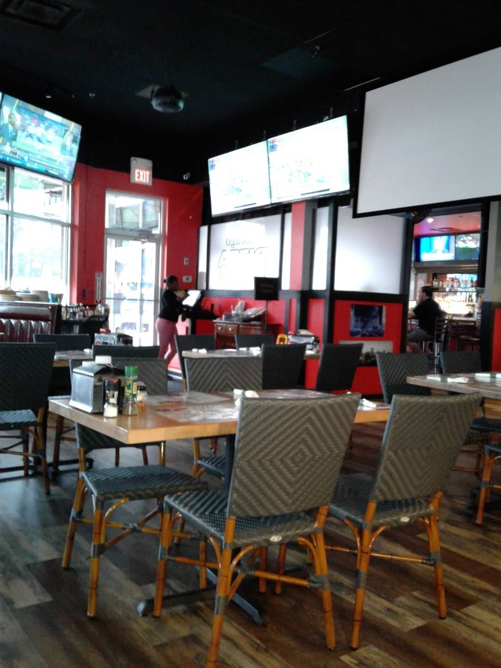 Chicago Pizza & Sports Grille | restaurant | 3150 Highlands Pkwy SE, Smyrna, GA 30082, USA | 6782130238 OR +1 678-213-0238