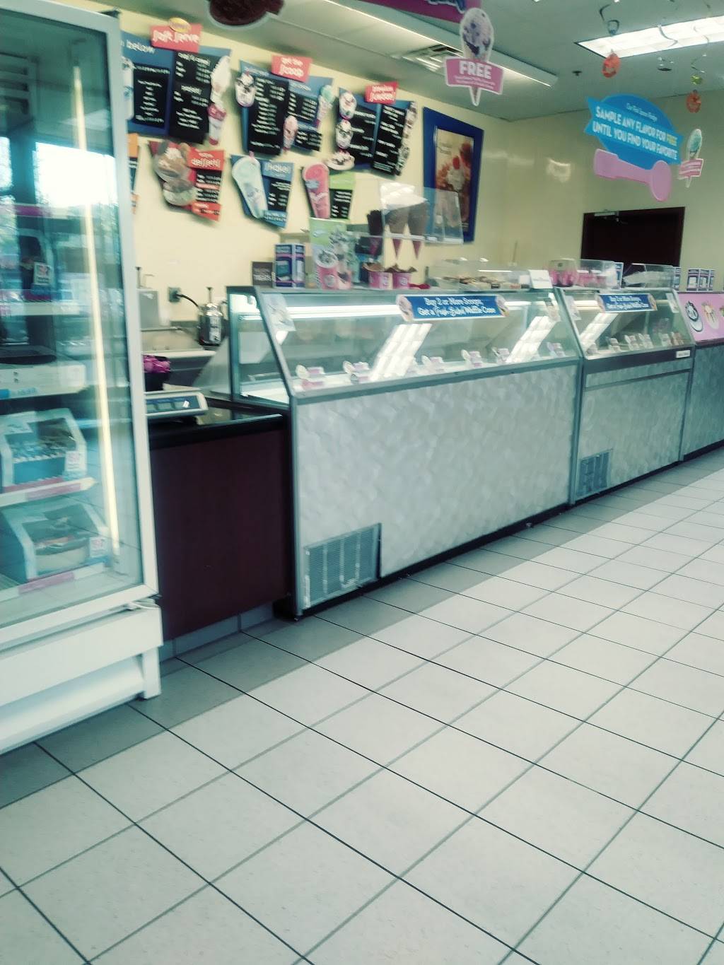 Dunkin Donuts | cafe | 5650 W Fullerton Ave, Chicago, IL 60639, USA | 7733856564 OR +1 773-385-6564