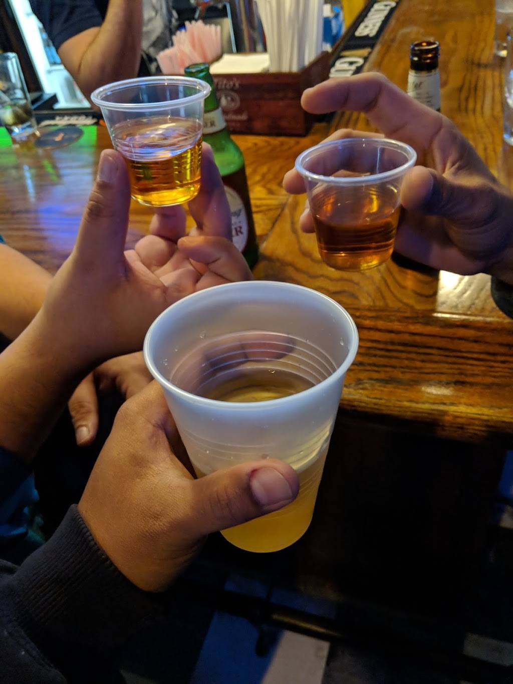 Mc Larens Irish Pub | restaurant | 1119 Churchmans Rd, Newark, DE 19713, USA | 3024565900 OR +1 302-456-5900