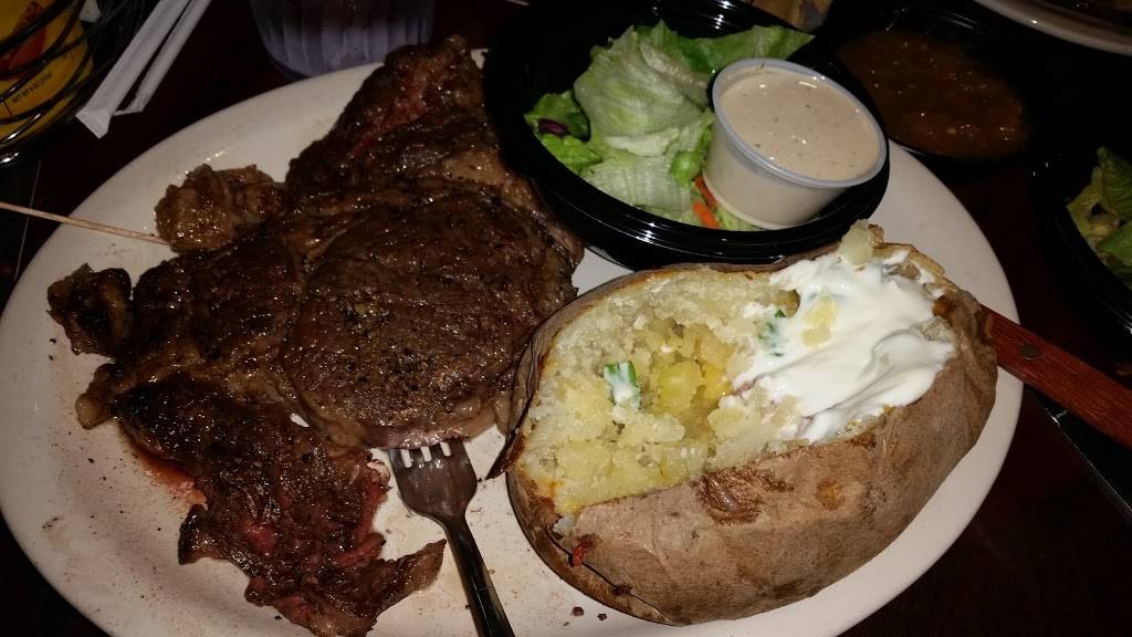 Coaches Sports Grill | restaurant | 2502 5304, FM 1960, Humble, TX 77346, USA | 2818526996 OR +1 281-852-6996