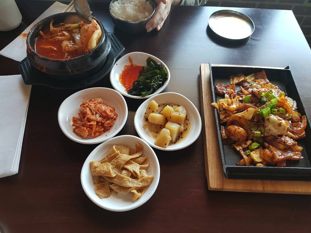 Korean Garden Restaurant | restaurant | 7197 Stanley Ave, Niagara Falls, ON L2G 3Z2, Canada | 4168412768 OR +1 416-841-2768