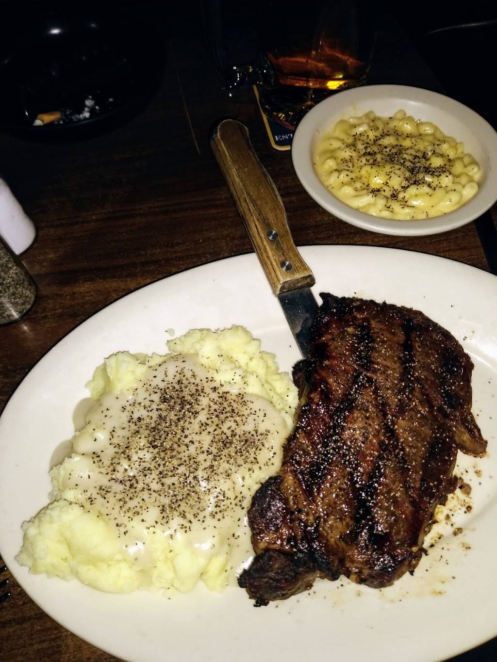 Robs Restaurant & Lounge | restaurant | 5308 Dayton Blvd, Chattanooga, TN 37415, USA | 4238756164 OR +1 423-875-6164