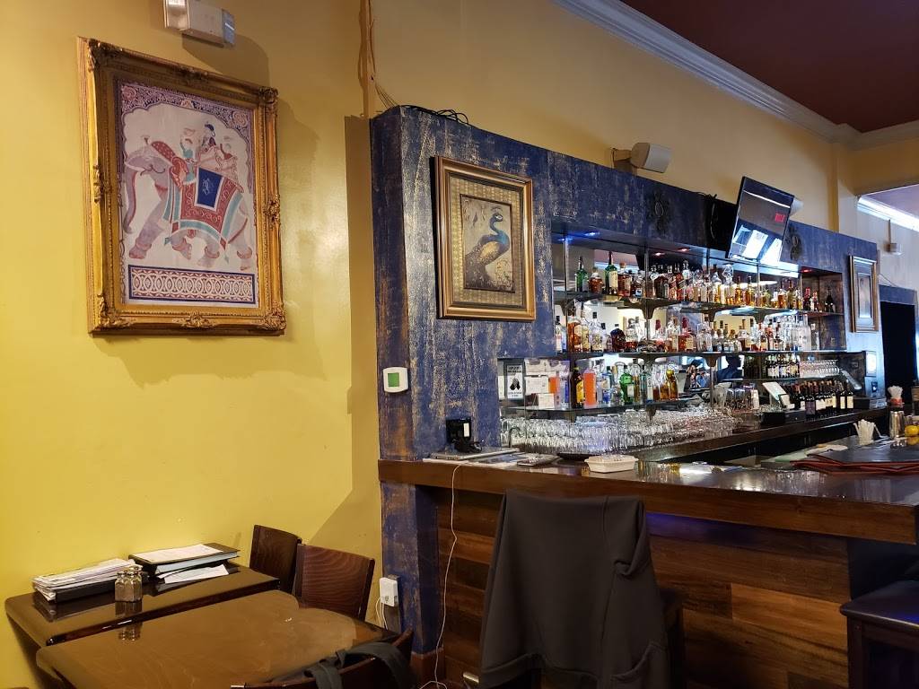 Andaz Indian Restaurant & Bar | restaurant | 12 W University Ave, Gainesville, FL 32601, USA | 3523779468 OR +1 352-377-9468