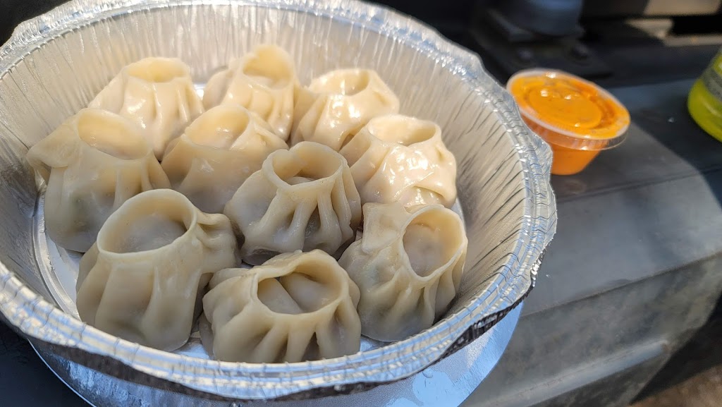 Momos N More | restaurant | TBD, 5000 Stonecroft Blvd, Chantilly, VA 20151, USA | 7034697000 OR +1 703-469-7000