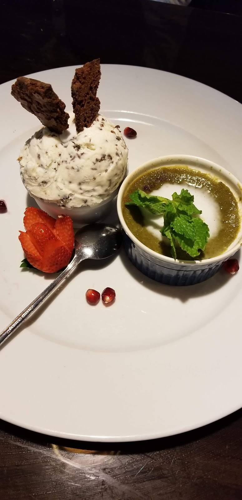 Kob Kun Fine Thai Cuisine | restaurant | 2946 Chain Bridge Rd, Oakton, VA 22124, USA | 7035398140 OR +1 703-539-8140