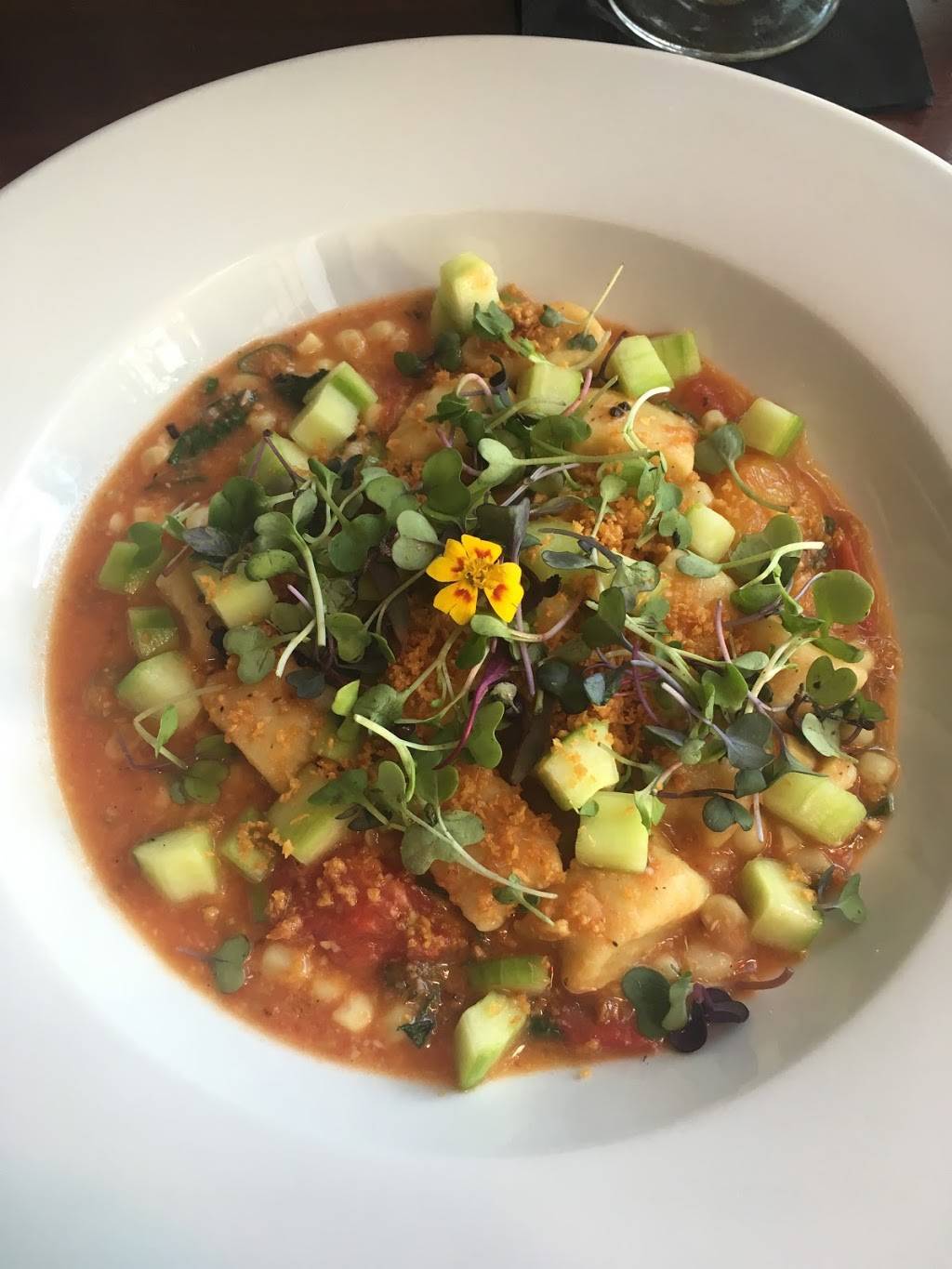 Lucky Restaurant | restaurant | 18 Kirk Ave SW, Roanoke, VA 24011, USA | 5409821249 OR +1 540-982-1249