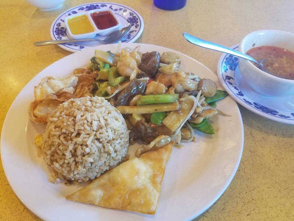 New Silver Dragon Chinese Restaurant | restaurant | 1739 W Glendale Ave, Phoenix, AZ 85021, USA | 6028413308 OR +1 602-841-3308