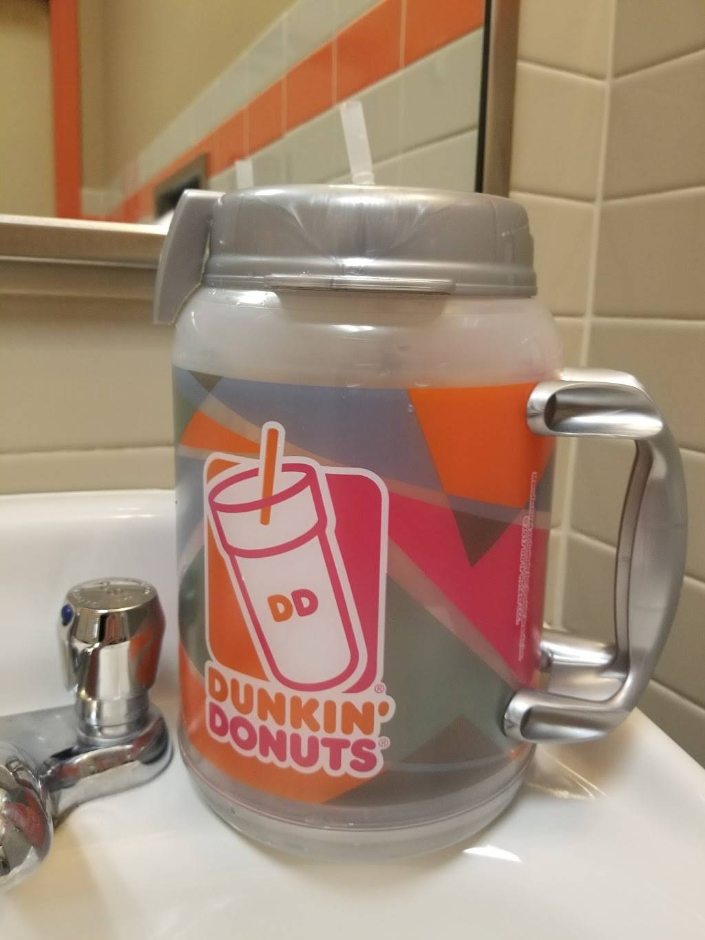Dunkin Donuts | cafe | 7410 Kennedy Ave, Hammond, IN 46323, USA | 2198036461 OR +1 219-803-6461