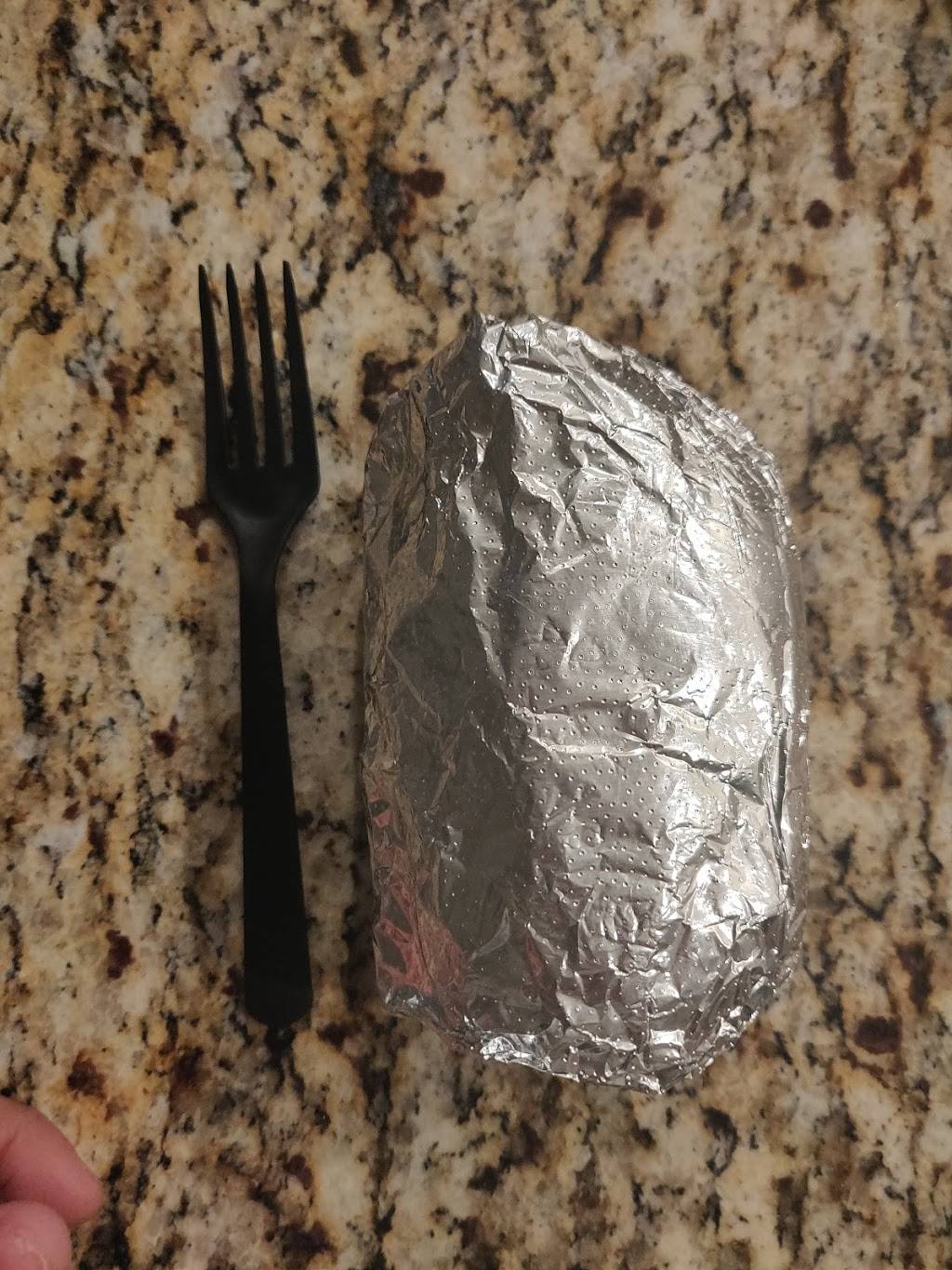 Chipotle Mexican Grill | restaurant | 1420 E Belt Line Rd, Richardson, TX 75081, USA | 2144538249 OR +1 214-453-8249