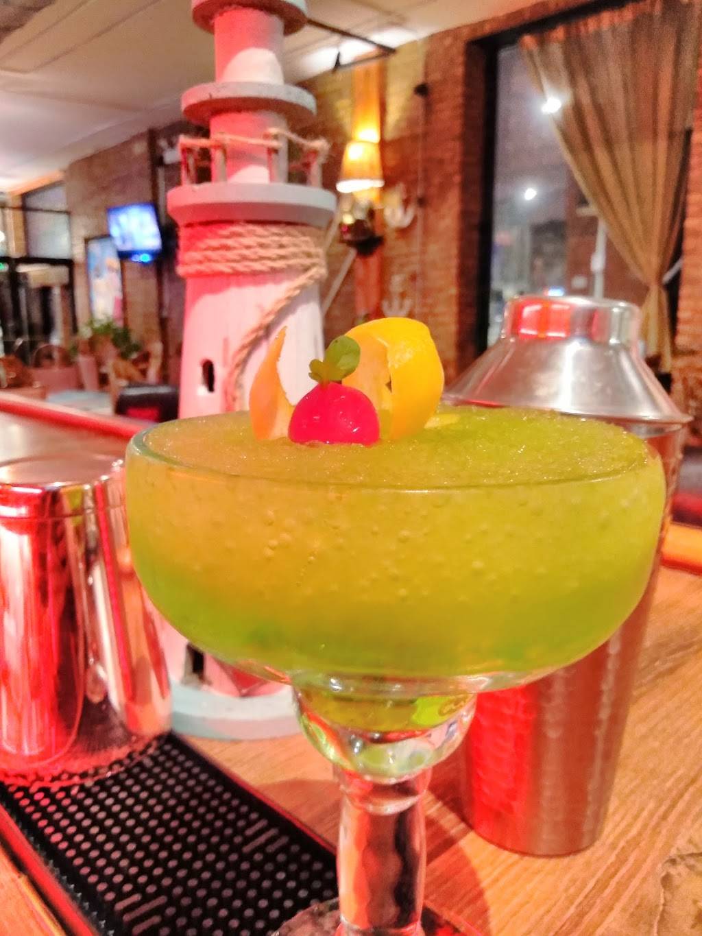 El Faro Caribbean Seafood | restaurant | 2854, 2701 W Division St, Chicago, IL 60622, USA | 7736616496 OR +1 773-661-6496