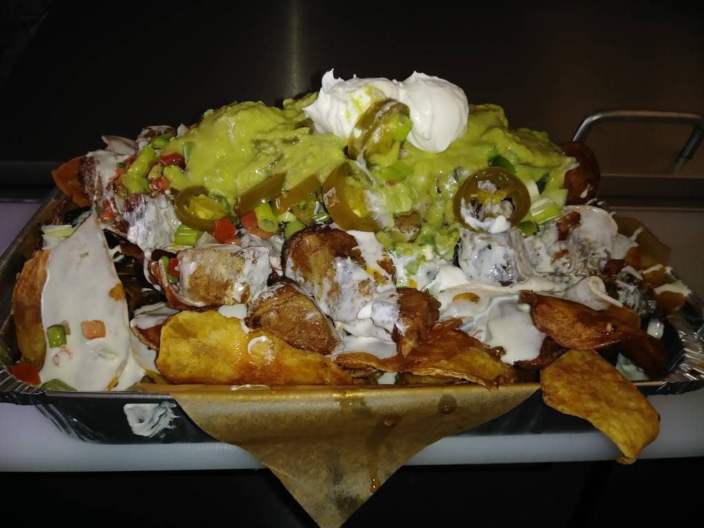 Tipsy Crow Tavern | restaurant | 102 SW 3rd St, Des Moines, IA 50309, USA | 5152439338 OR +1 515-243-9338