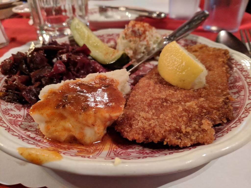 Vladimirs Czech Restaurant | restaurant | 12785 Sir Francis Drake Blvd, Inverness, CA 94937, USA | 4156691021 OR +1 415-669-1021