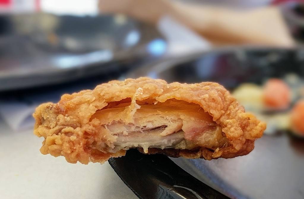 KFC | restaurant | 8590 W Cheyenne Ave, Las Vegas, NV 89129, USA | 7023305891 OR +1 702-330-5891