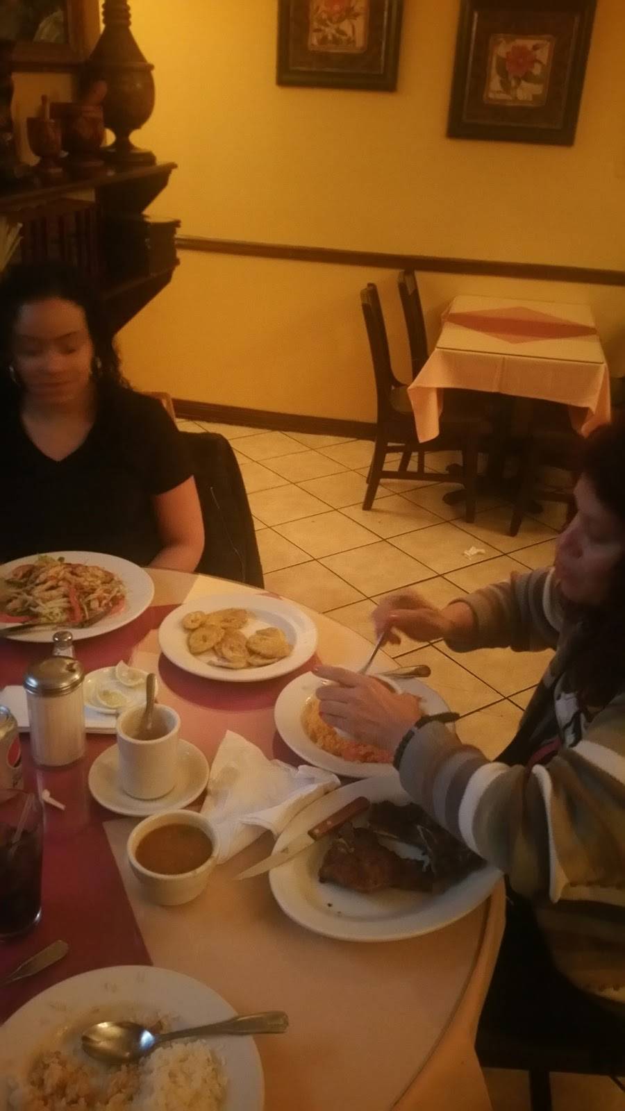 El Yayo Nuevo | restaurant | 5823 4th Ave, Brooklyn, NY 11220, USA | 7184925634 OR +1 718-492-5634