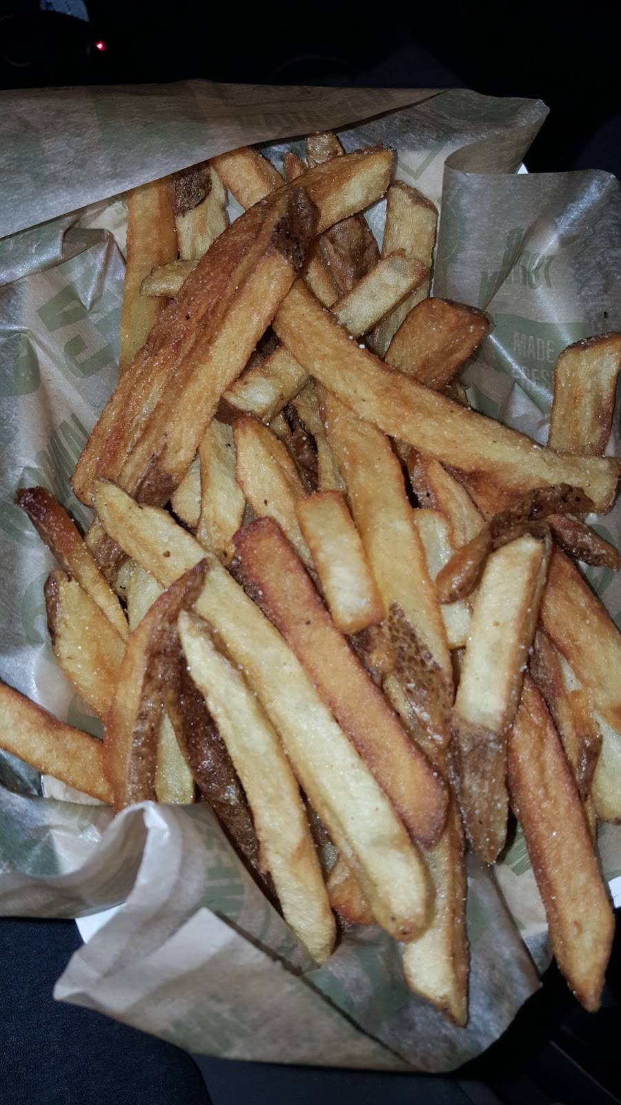 Wingstop | restaurant | 963 E Irving Blvd, Irving, TX 75060, USA | 9725549464 OR +1 972-554-9464