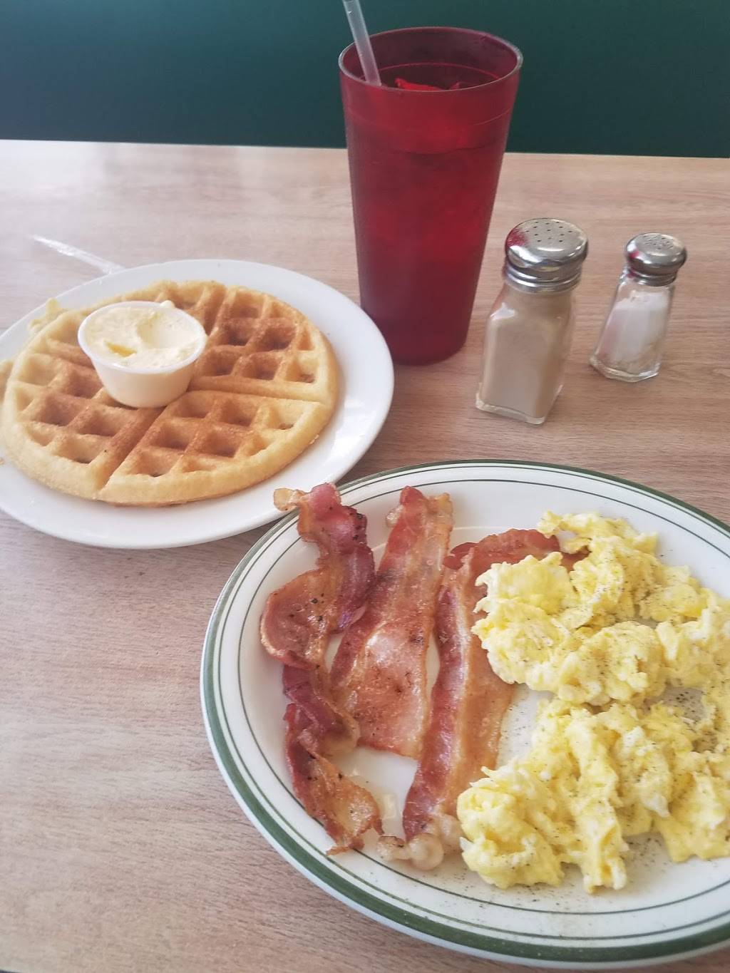 Crescent City Diner | restaurant | 895 Summit St, Crescent City, FL 32112, USA | 3866982164 OR +1 386-698-2164