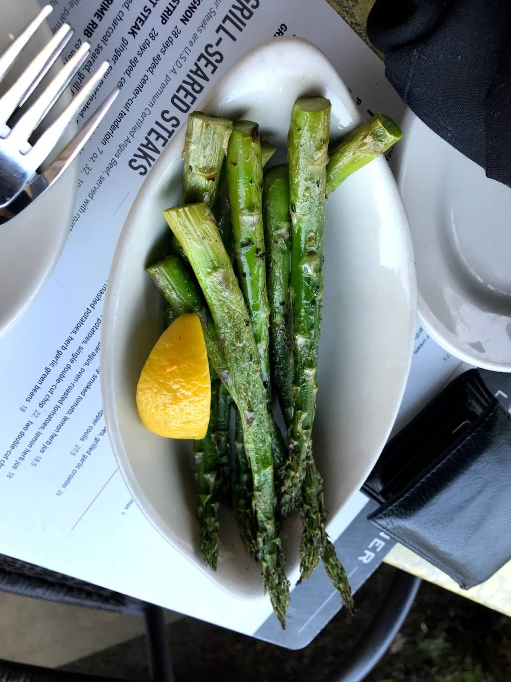 Weber Grill Restaurant | restaurant | 2331 Fountain Square Dr, Lombard, IL 60148, USA | 6309538880 OR +1 630-953-8880