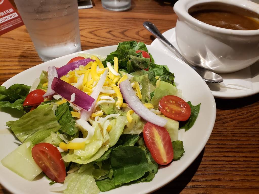 Outback Steakhouse | restaurant | 10400 Pines Blvd, Pembroke Pines, FL 33026, USA | 9549815300 OR +1 954-981-5300