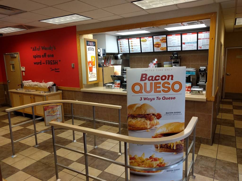 Wendys | restaurant | 3140 S Rochester Rd, Rochester Hills, MI 48307, USA | 2488537560 OR +1 248-853-7560