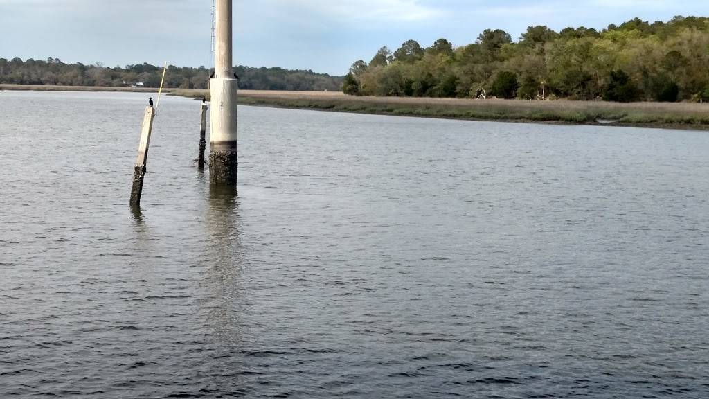 Oakridge Clubhouse | restaurant | Oakridge Club Rd, Savannah, GA 31411, USA | 9125982601 OR +1 912-598-2601