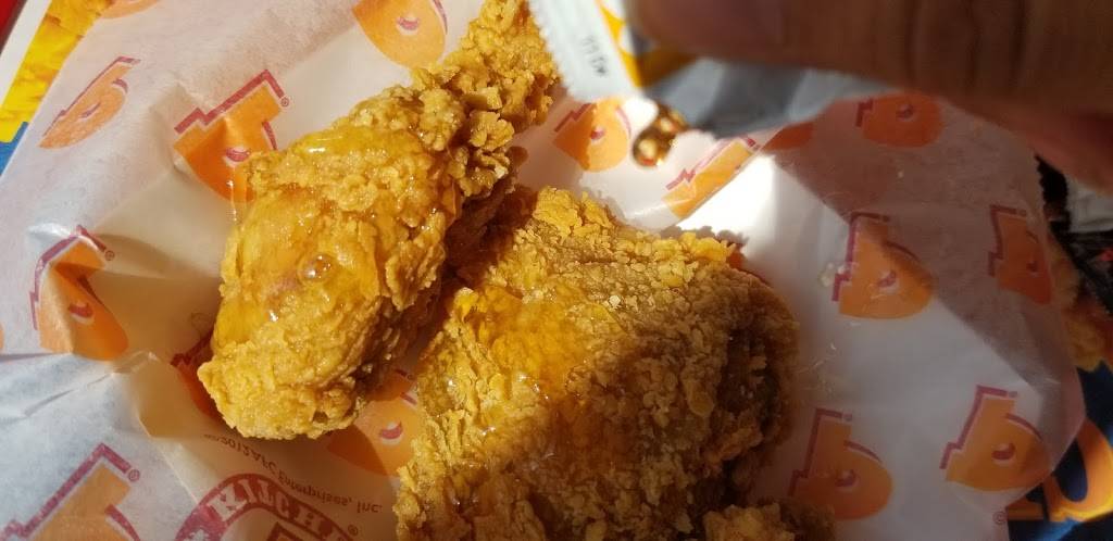 Popeyes Louisiana Kitchen | restaurant | 2919 Montopolis Dr, Austin, TX 78741, USA | 5123865945 OR +1 512-386-5945