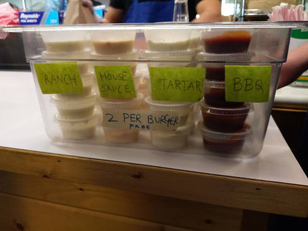 206 Burger Company | restaurant | 823 3rd Ave #106, Seattle, WA 98104, USA | 2064674450 OR +1 206-467-4450