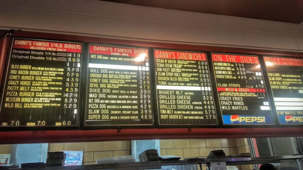 Dannys Drive-in | restaurant | 6016, 940 Ferry Blvd, Stratford, CT 06614, USA | 2033786728 OR +1 203-378-6728