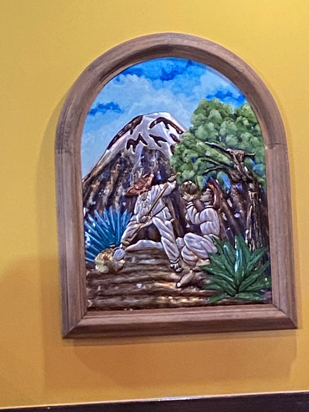 Orales Bar And Grill | restaurant | 800 Fairview Rd C5, Asheville, NC 28803, USA | 8285523047 OR +1 828-552-3047