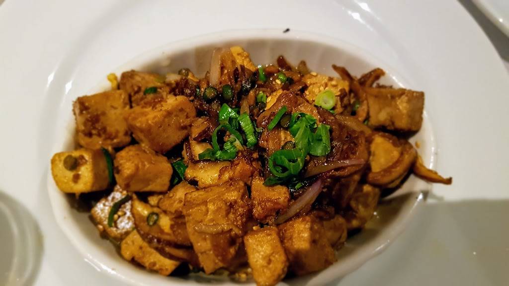 Table des Trois Vallées | restaurant | 584 Rue Maclaren E, Gatineau, QC J8L 2W1, Canada | 81998685144444 OR +1 819-986-8514 ext. 4444