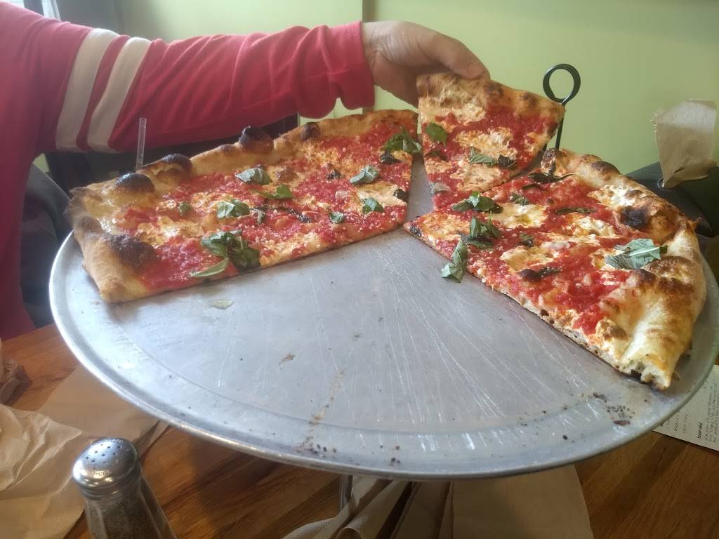 Rosies Pizza | restaurant | 620 Bay Ave, Point Pleasant Beach, NJ 08742, USA | 7327463060 OR +1 732-746-3060