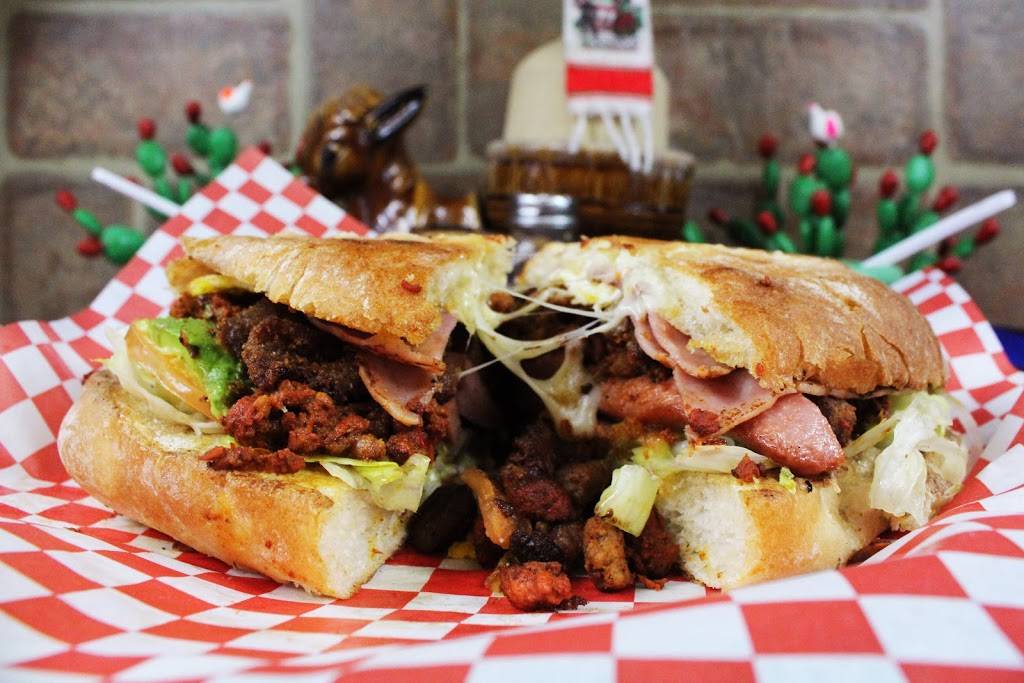 Hectorito Restaurante | restaurant | 2753 Cherokee St, St. Louis, MO 63118, USA | 3147714049 OR +1 314-771-4049