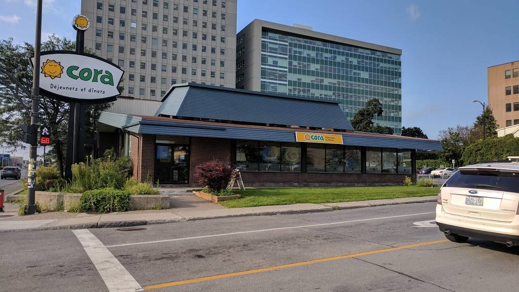 Cora | restaurant | 1 Rue Gamelin, Gatineau, QC J8Y 1V4, Canada | 8197713561 OR +1 819-771-3561