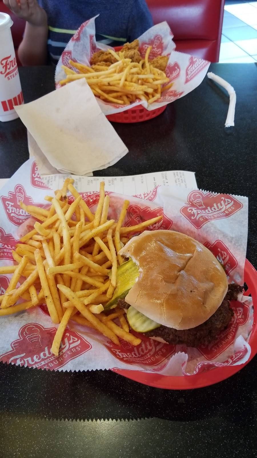 Freddys Frozen Custard & Steakburgers | restaurant | 7010 W Hefner Rd, Oklahoma City, OK 73162, USA | 4057284354 OR +1 405-728-4354