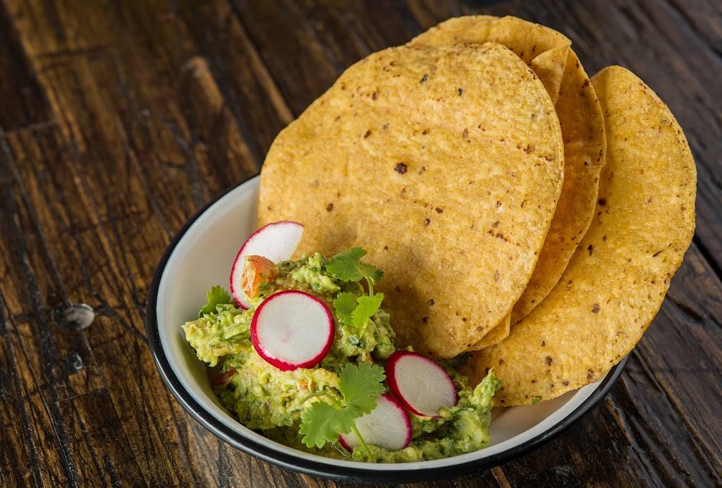 Broken English Taco Pub | restaurant | 1400 N Wells St, Chicago, IL 60610, USA | 3129517667 OR +1 312-951-7667