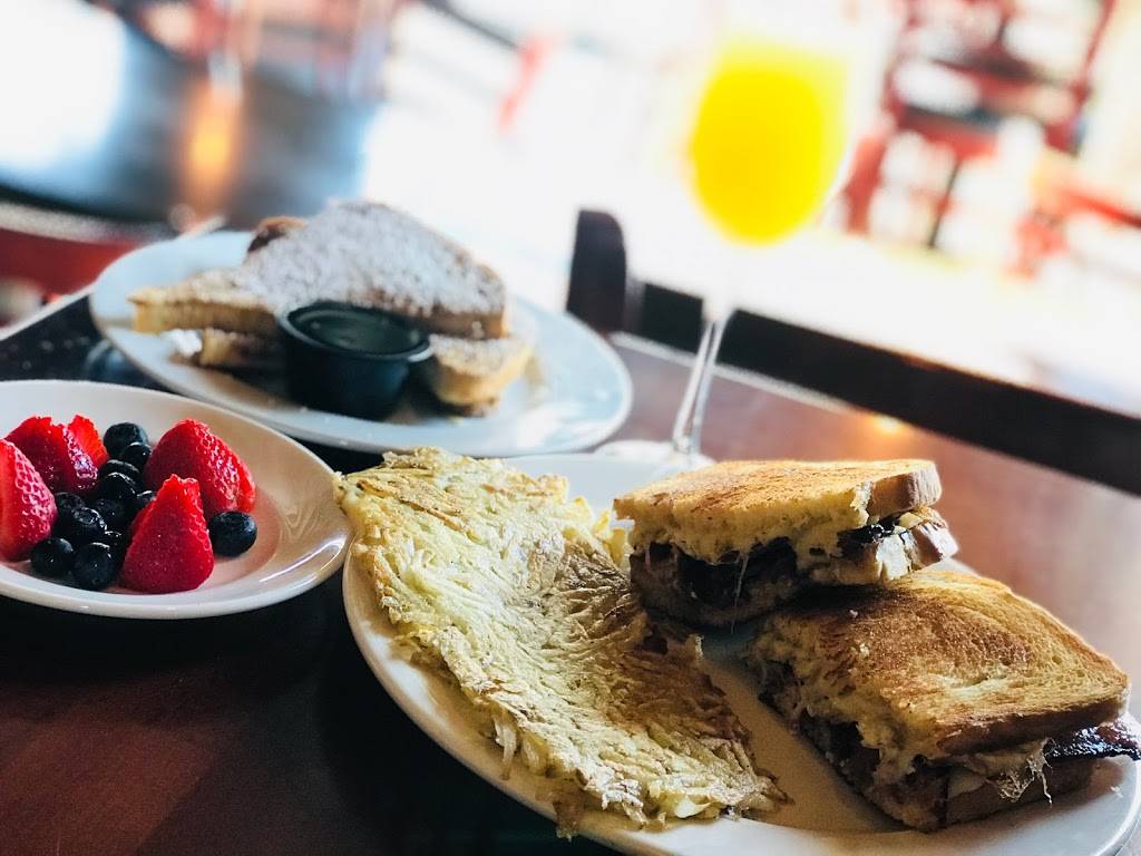 Slanted Tree Kitchen & Taproom | restaurant | 251 Pittman Rd # E, Fairfield, CA 94534, USA | 7078035666 OR +1 707-803-5666