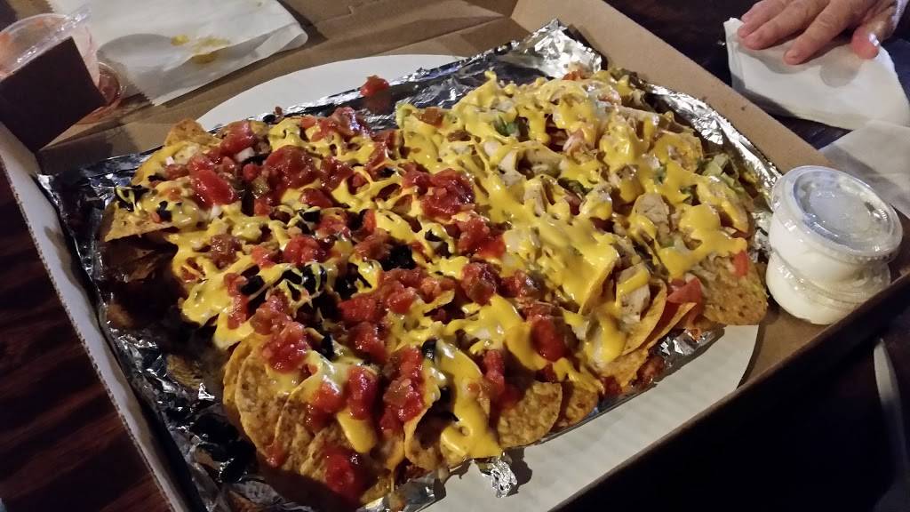 Berties Music Bar | restaurant | 1129 E Main St, Richmond, IN 47374, USA | 7659665252 OR +1 765-966-5252