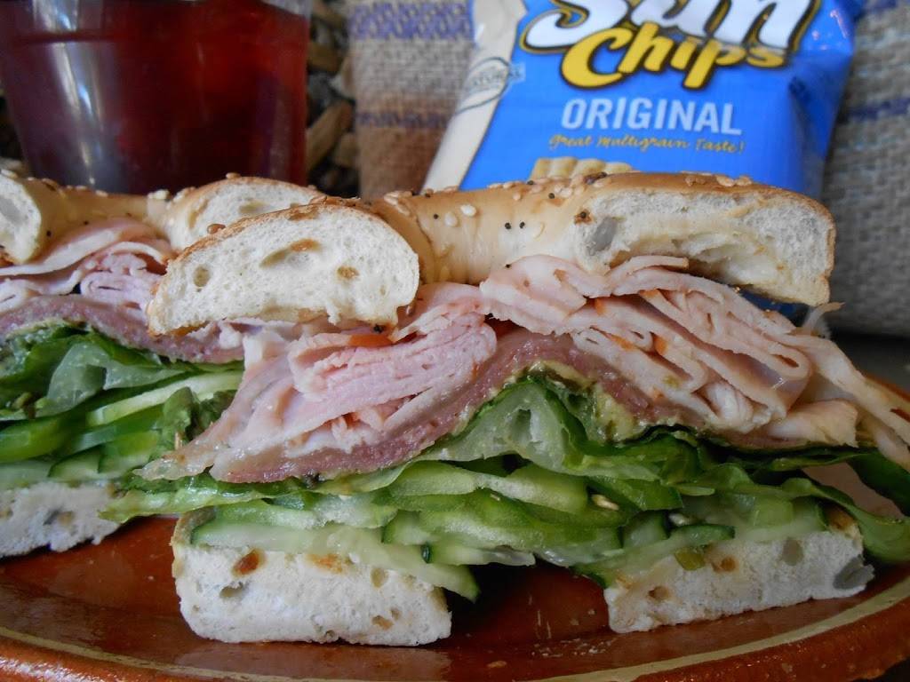 Gariola Coffee House | restaurant | 1881 N Mastick Way, Nogales, AZ 85621, USA | 5207611444 OR +1 520-761-1444