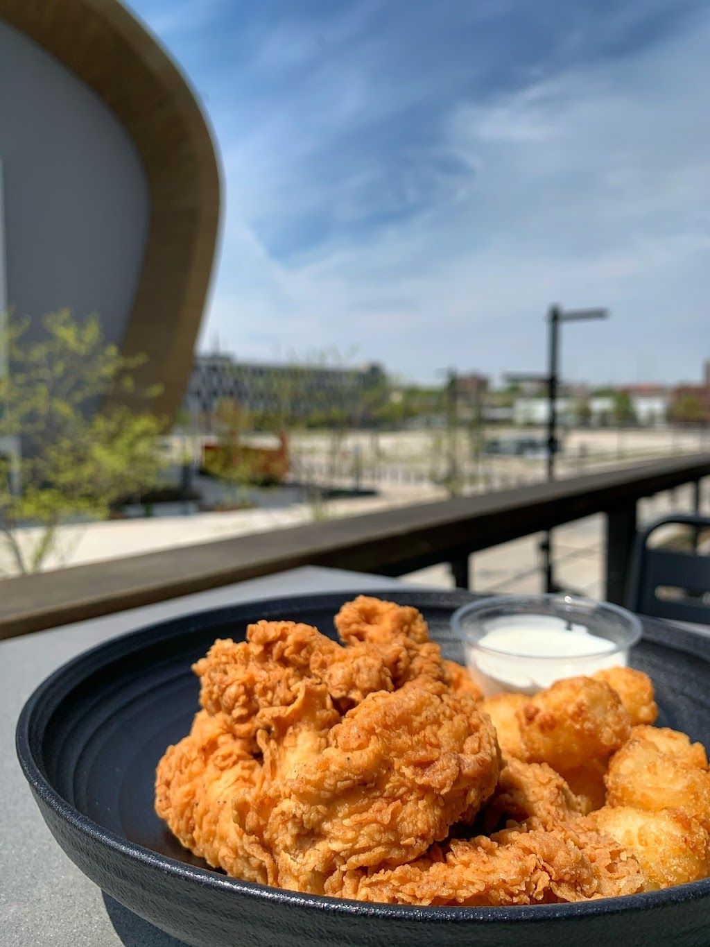 The Cluckery-Mequon | restaurant | 10944 N Port Washington Rd, Mequon, WI 53092, USA | 4142318730 OR +1 414-231-8730