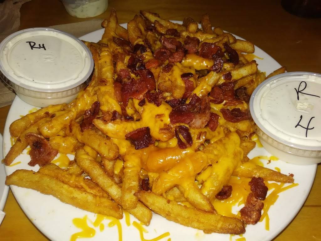 The Branford Gathering | restaurant | 116 Suwannee Ave, SW Suwannee Ave, Branford, FL 32008, USA | 3869350076 OR +1 386-935-0076