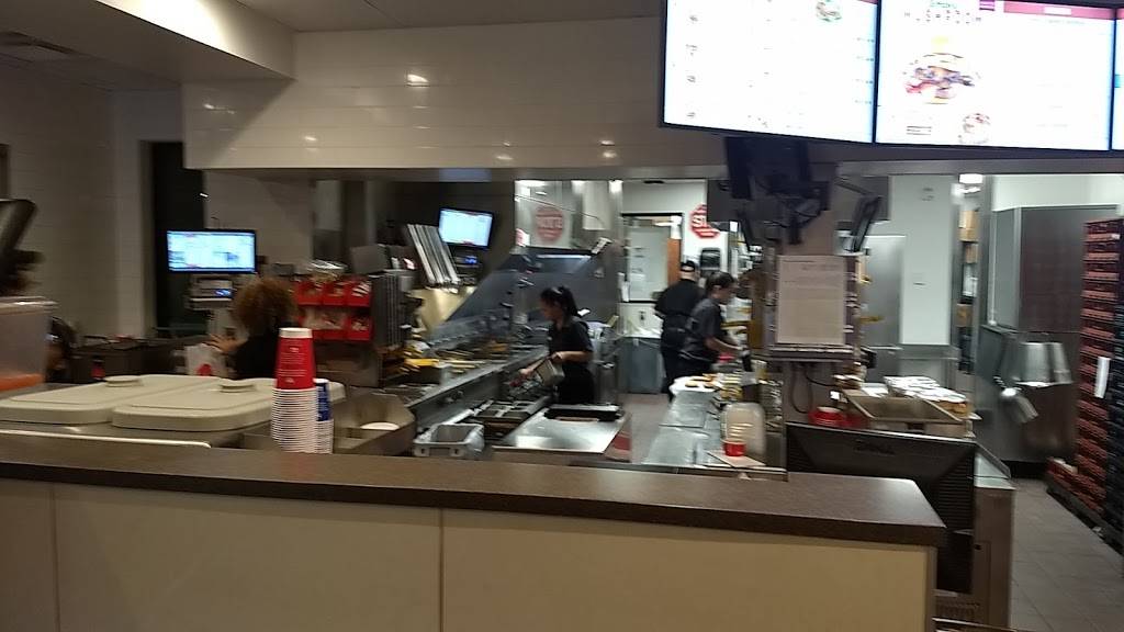 Wendys | restaurant | 6077 S Goldenrod Rd, Orlando, FL 32822, USA | 4074820757 OR +1 407-482-0757