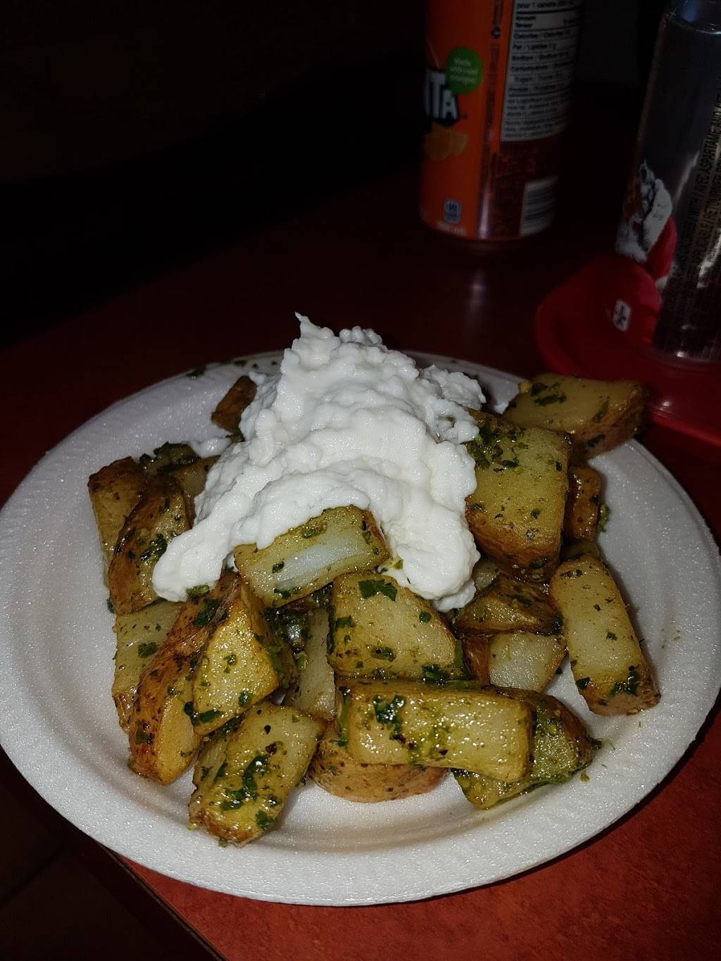 Shawarma Shish | restaurant | 1831 Robertson Rd, Nepean, ON K2H 8S2, Canada | 6137210007 OR +1 613-721-0007