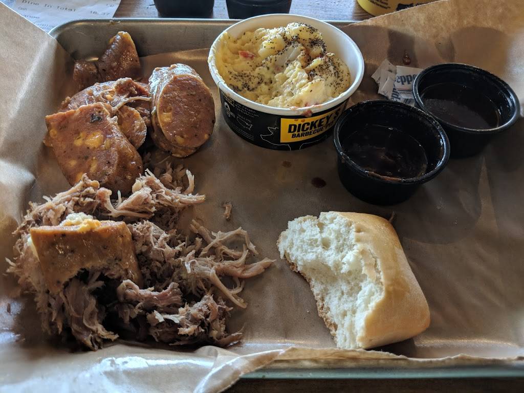 Dickeys Barbecue Pit | restaurant | 16581 W Bell Rd, Surprise, AZ 85374, USA | 4806262203 OR +1 480-626-2203
