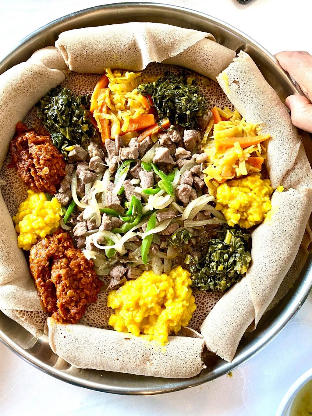 Sana Restaurant Ethiopian & Mediterranean Restaurant | restaurant | 691 Dale St N, St Paul, MN 55103, USA | 6512003191 OR +1 651-200-3191