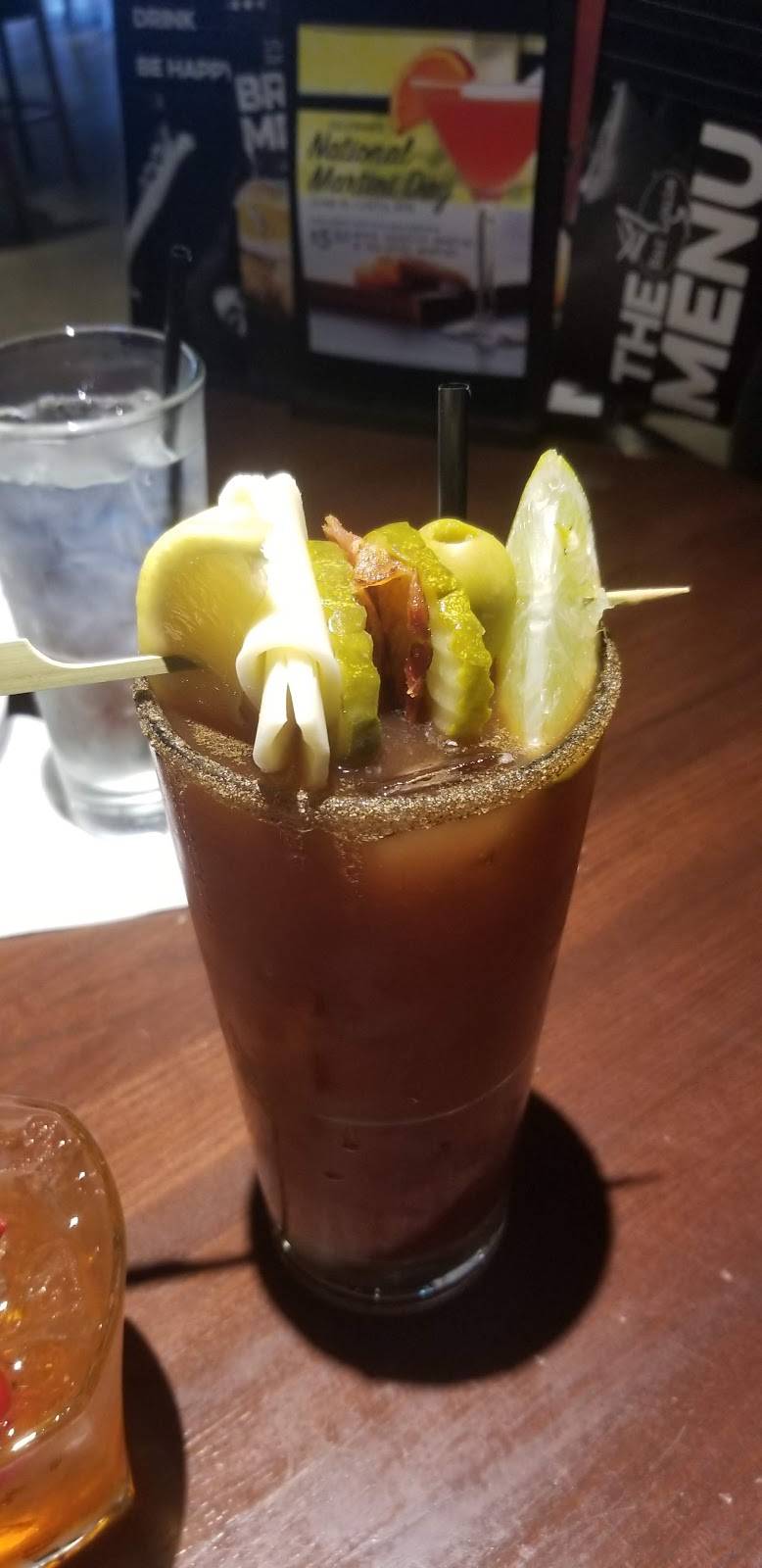 Bar Louie - Southpark Mall | night club | 10 Southpark Center, Strongsville, OH 44136, USA | 4407835710 OR +1 440-783-5710