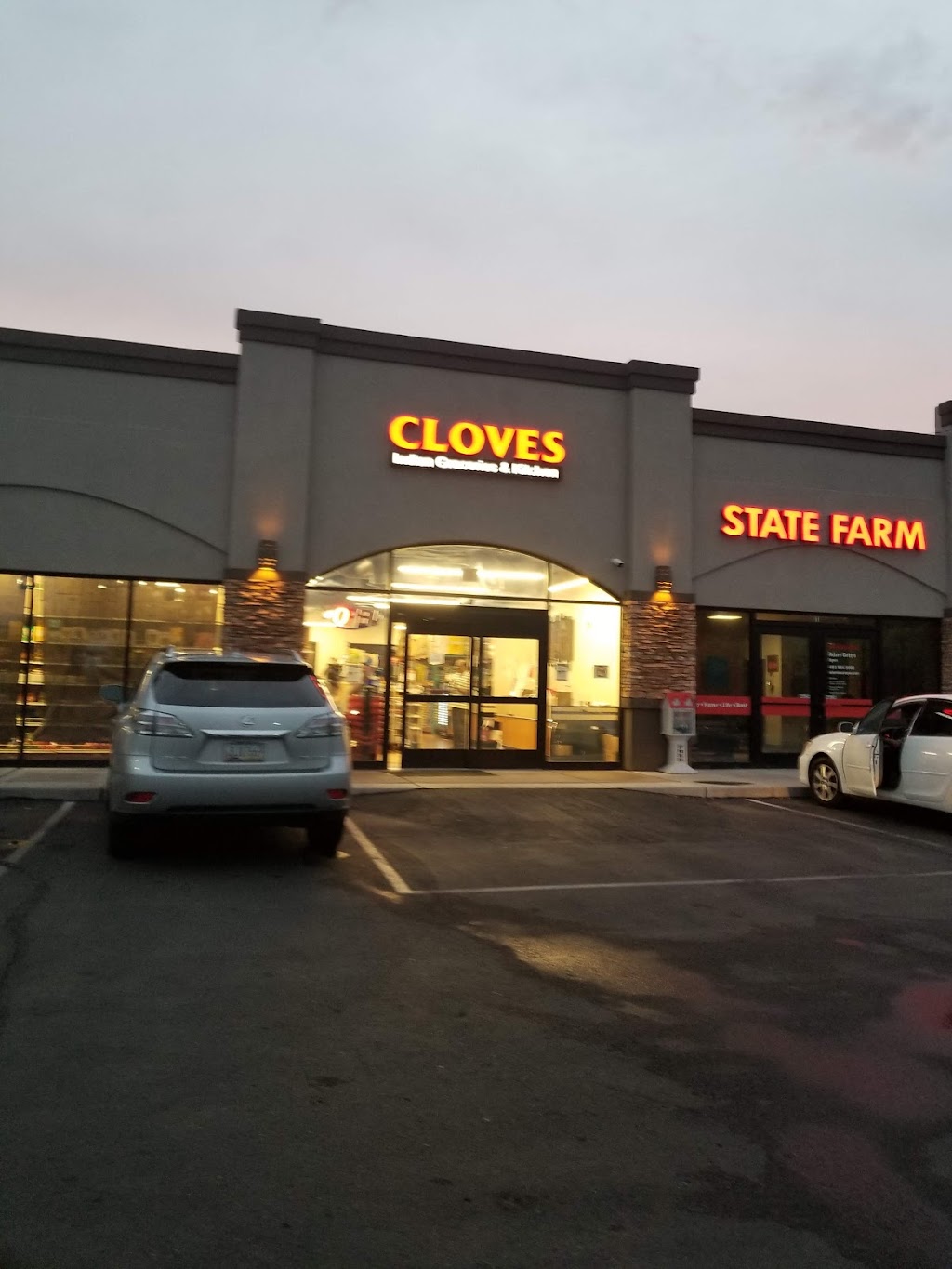 Cloves Indian Groceries & Kitchen | restaurant | 1825 W Chandler Blvd #2, Chandler, AZ 85224, USA | 4804541106 OR +1 480-454-1106