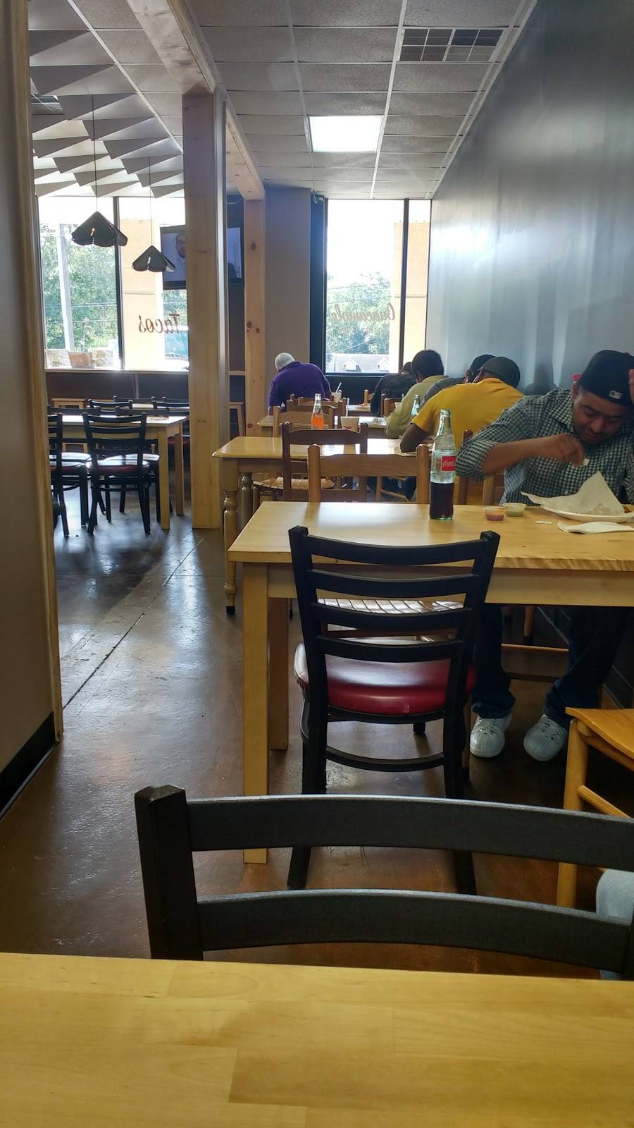 Guacamole Latin Grill | restaurant | 602 Erwin Rd, Dunn, NC 28334, USA | 9108912708 OR +1 910-891-2708