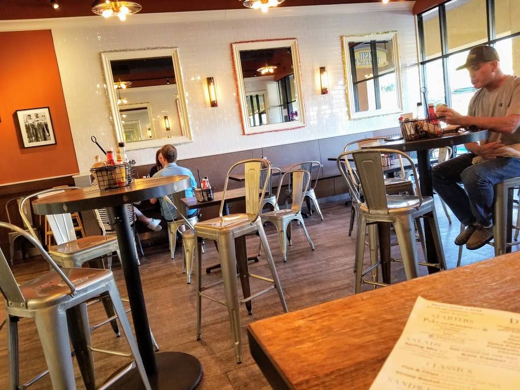 Fish District | meal takeaway | 665 San Rodolfo Dr, Solana Beach, CA 92075, USA | 8582994888 OR +1 858-299-4888