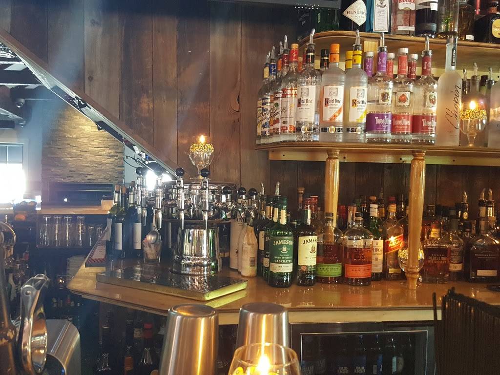 The Griffon House | restaurant | 810 Center St, Lewiston, NY 14092, USA | 7164057291 OR +1 716-405-7291